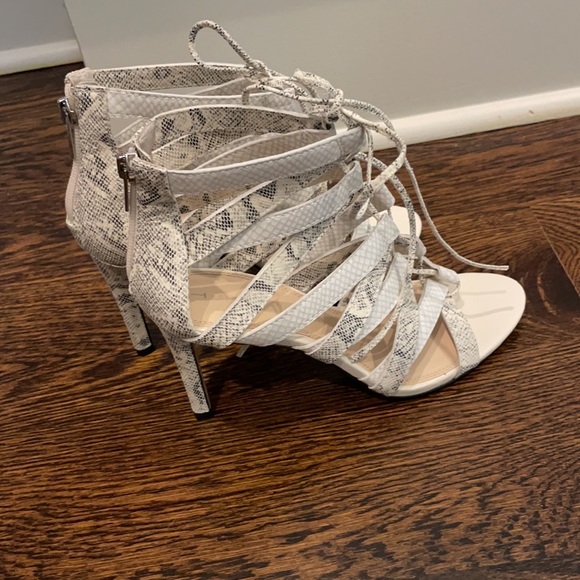 Banana Republic Heels - Picture 3 of 6